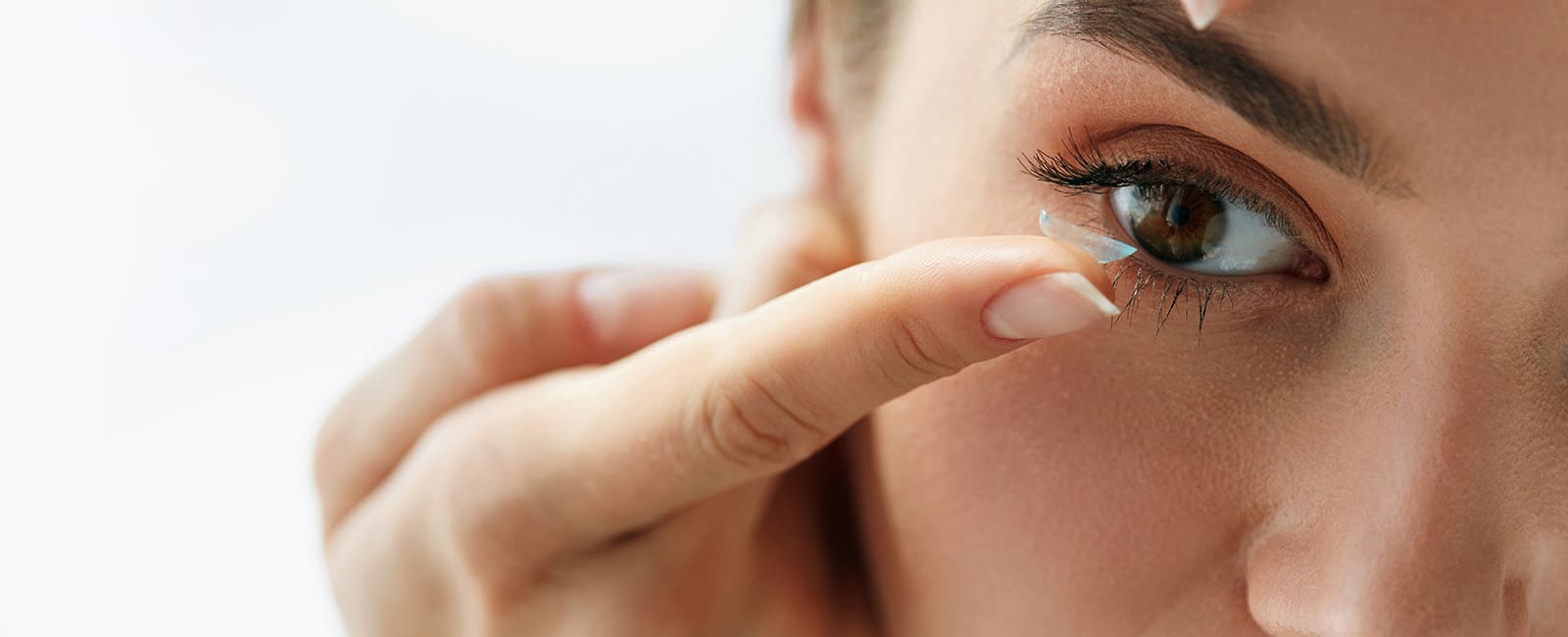 Wearing Contacts After LASIK Eye Surgery