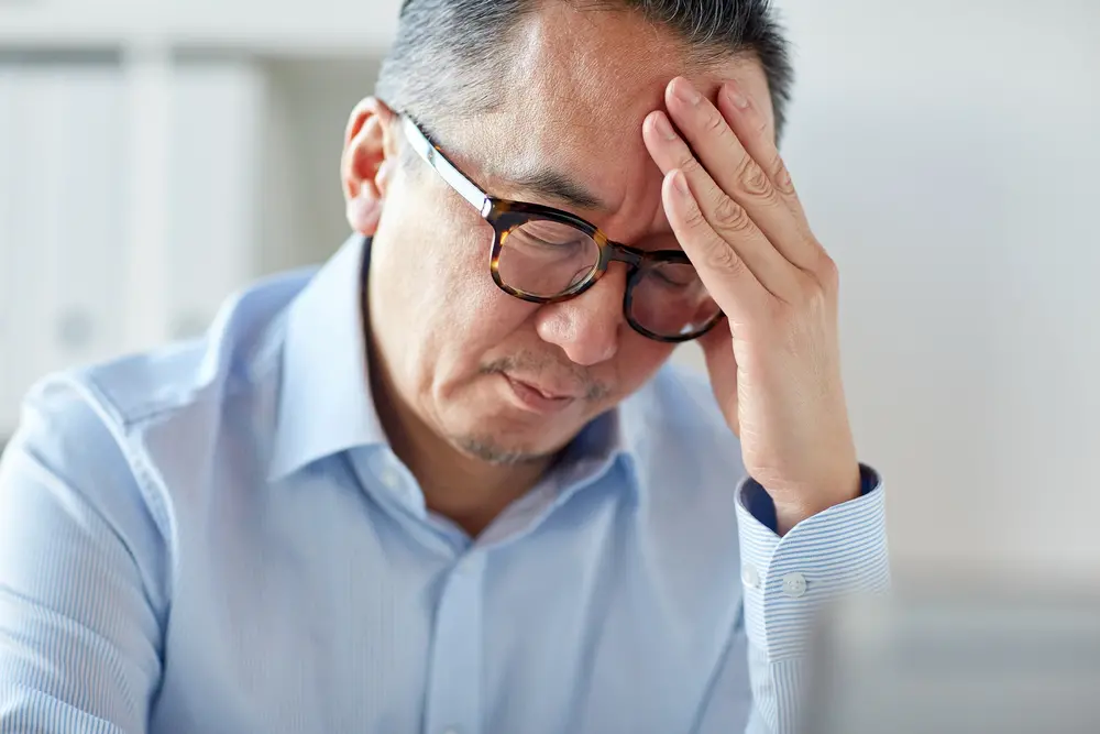 Can Cataracts Cause Headaches?